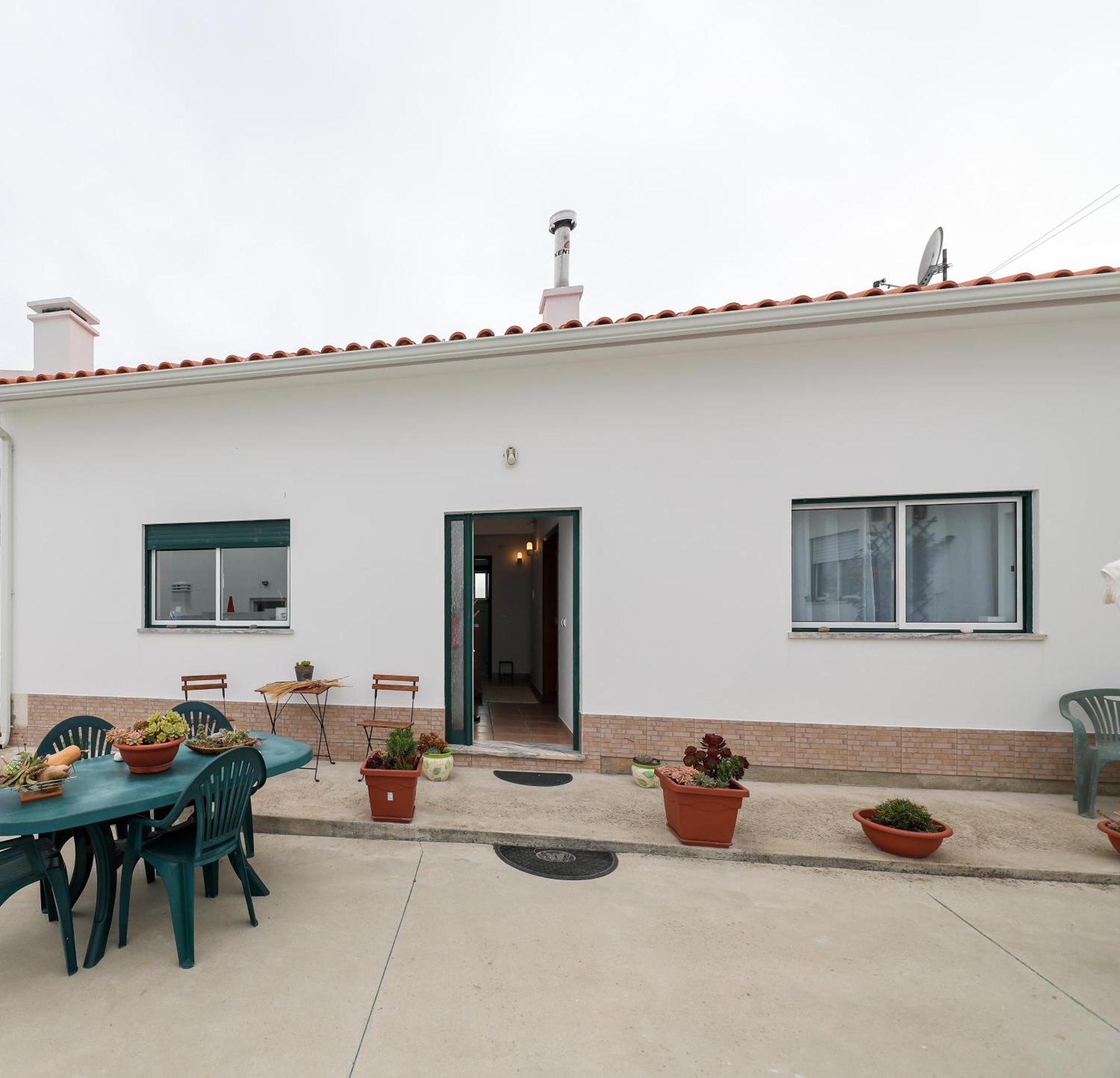 Casas Com Amoras In Serra Da Pescaria Famalicao Exterior photo